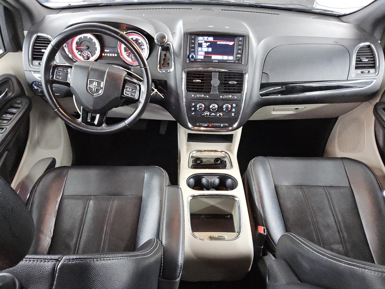 2019 Dodge Grand Caravan Sxt VIN: 2C4RDGCG3KR688632 Lot: 82140895