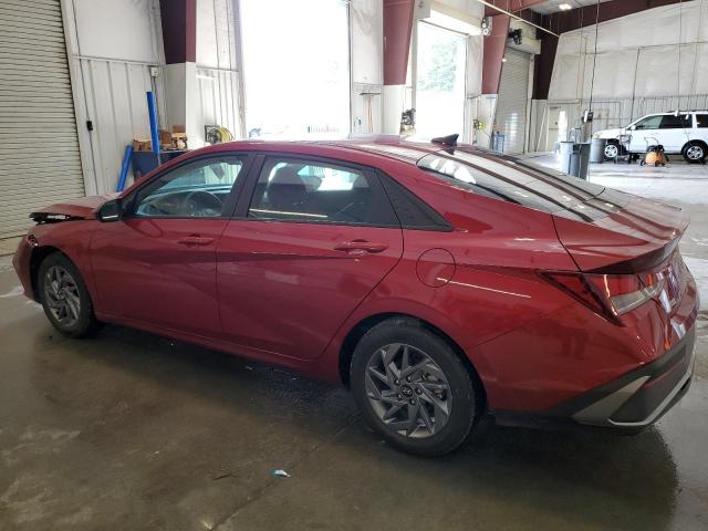  HYUNDAI ELANTRA 2024 Красный