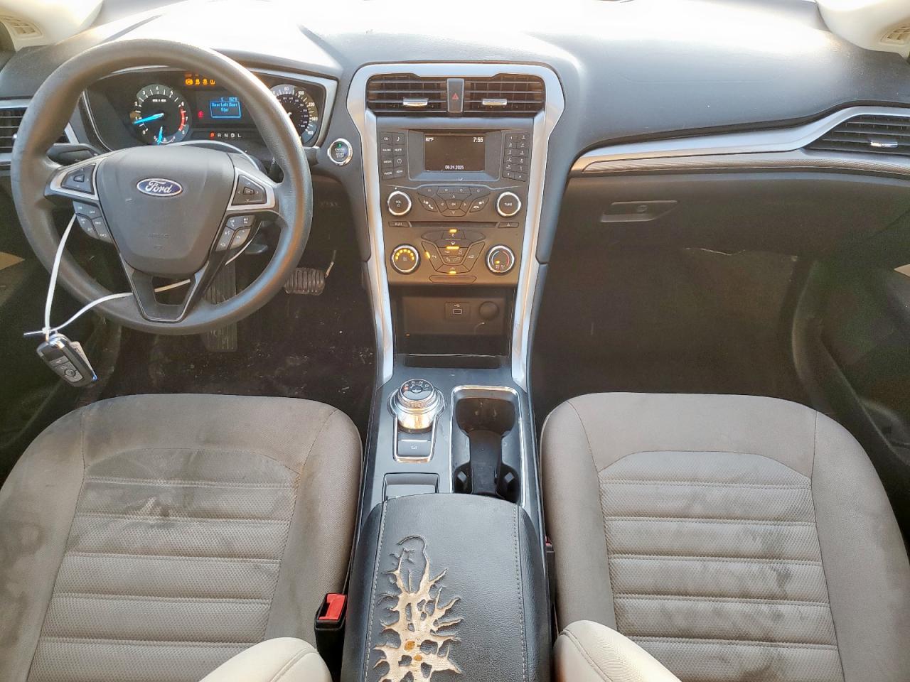 2017 Ford Fusion S VIN: 3FA6P0G77HR109856 Lot: 82118345