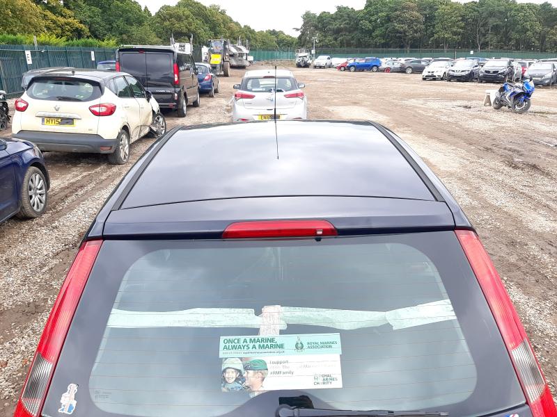 2004 FORD FIESTA FINESSE 