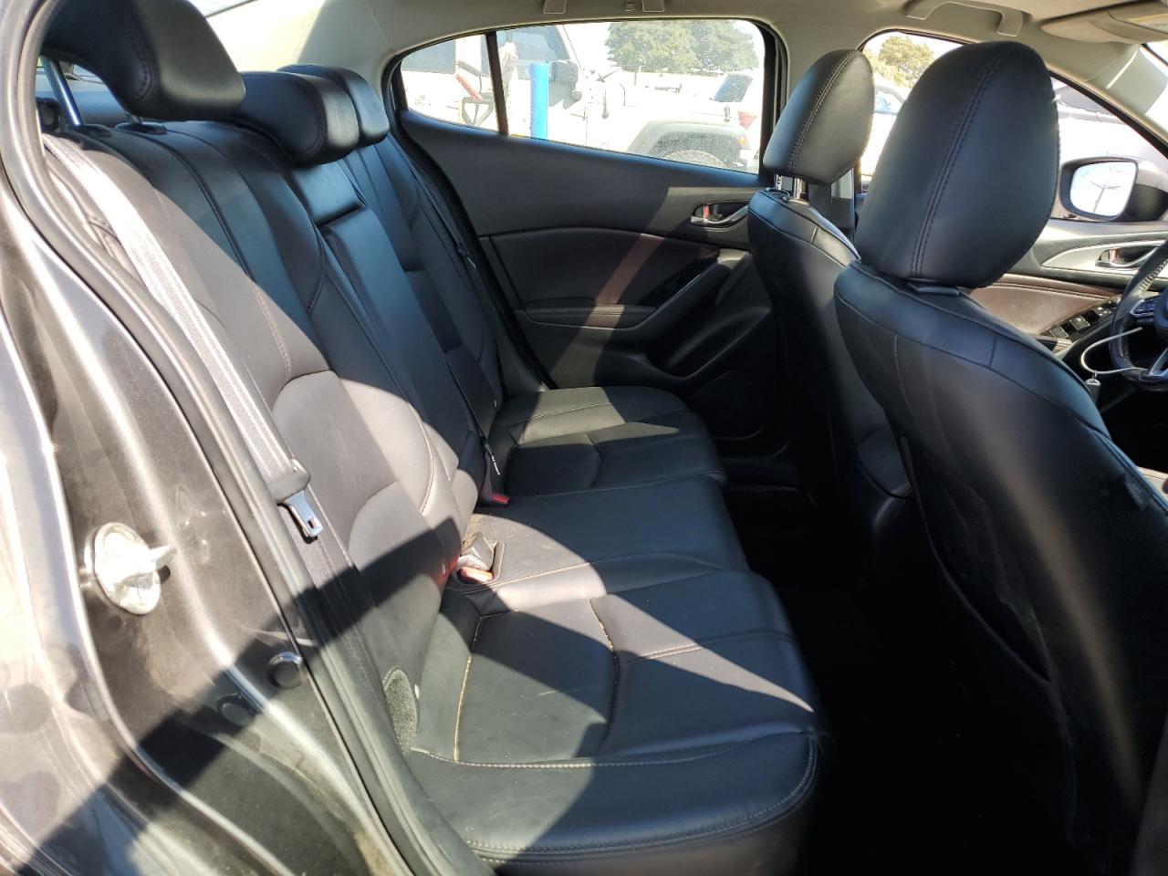 2018 Mazda 3 Touring VIN: 3MZBN1V34JM239145 Lot: 80325145