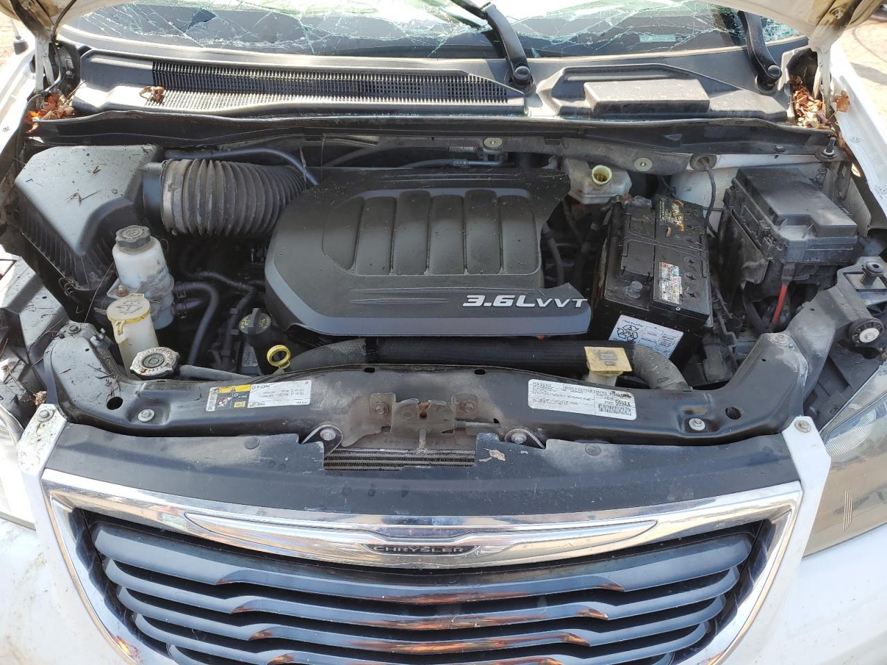 2016 Chrysler Town & Country S VIN: 2C4RC1HG2GR269218 Lot: 68155955