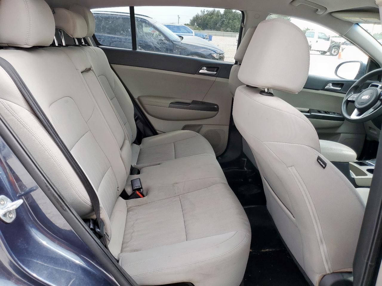 2020 Kia Sportage Lx VIN: KNDPM3AC5L7745674 Lot: 81033975