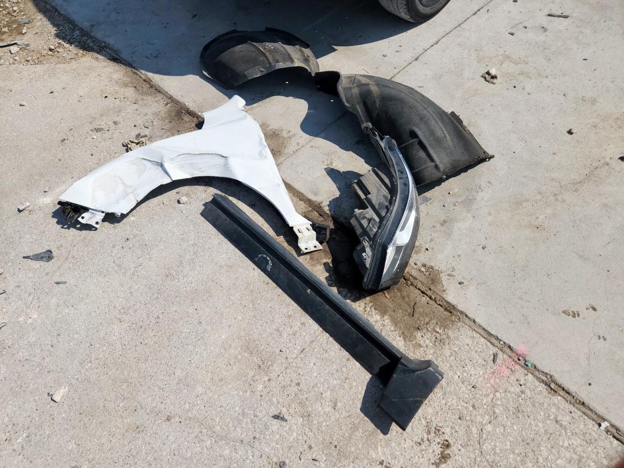 2020 Chevrolet Equinox Lt VIN: 2GNAXKEVXL6219325 Lot: 81104565