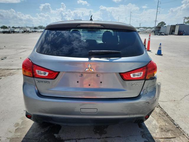  MITSUBISHI OUTLANDER 2015 Srebrny
