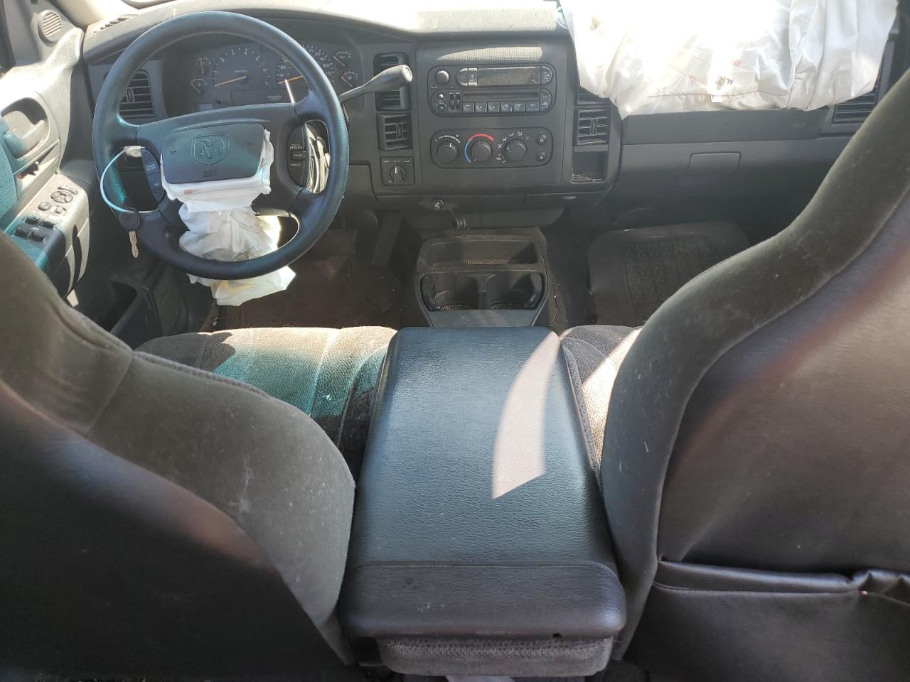 2001 Dodge Dakota Quad VIN: 1B7GG2AN31S213661 Lot: 81710275