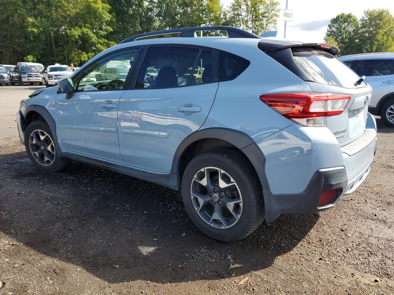 SUBARU CROSSTREK 2018 JF2GTABC8JH299566 Photo 2