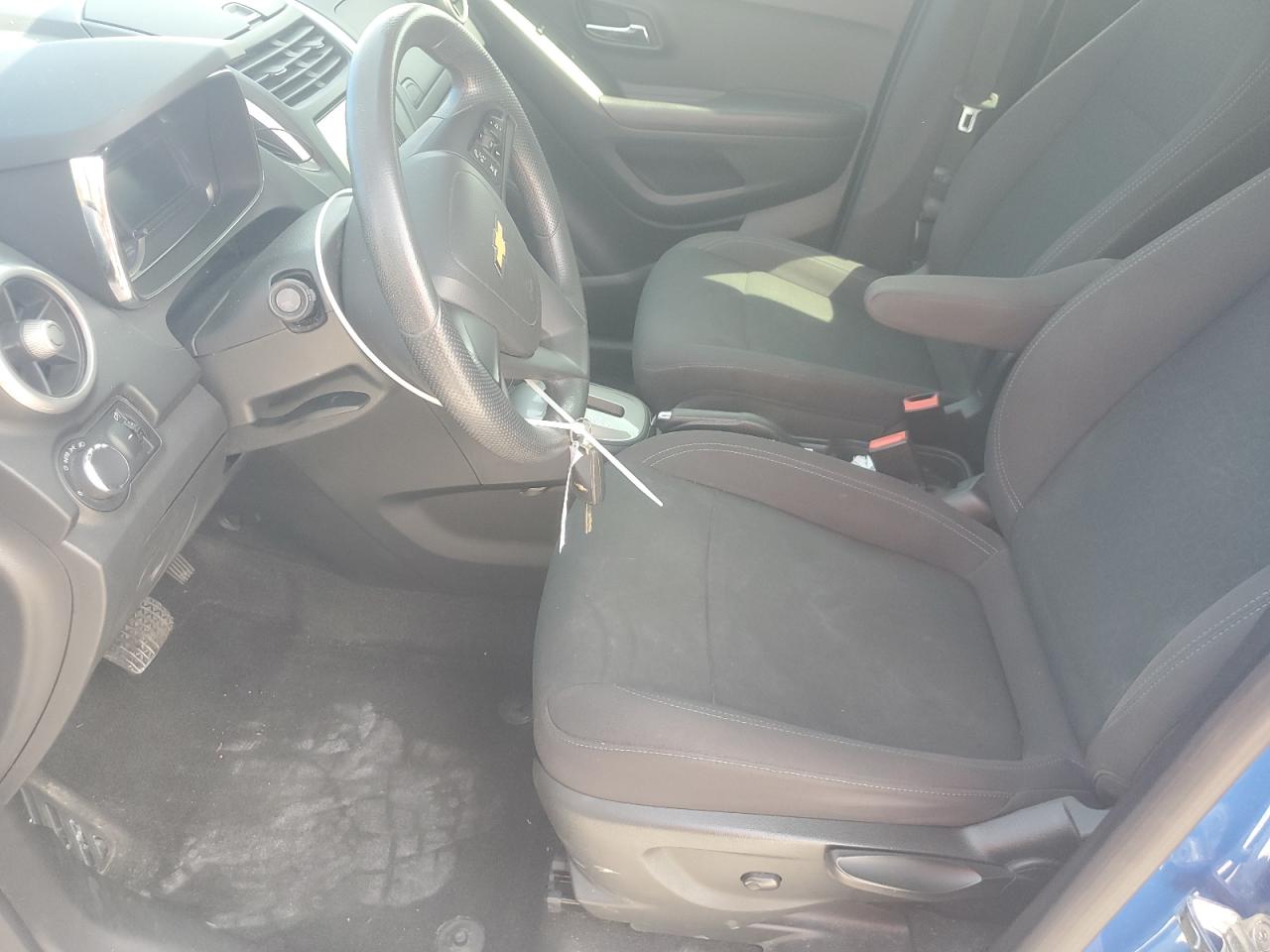 2016 Chevrolet Trax Ls VIN: KL7CJNSB4GB647616 Lot: 81109455