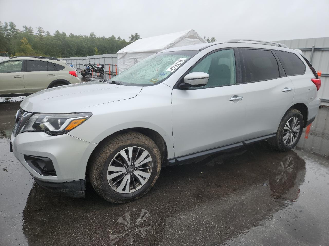 2017 Nissan Pathfinder S