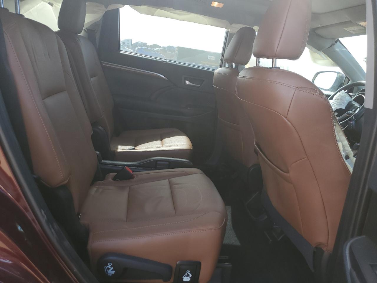 2019 Toyota Highlander Limited VIN: 5TDDZRFH0KS949024 Lot: 84385115