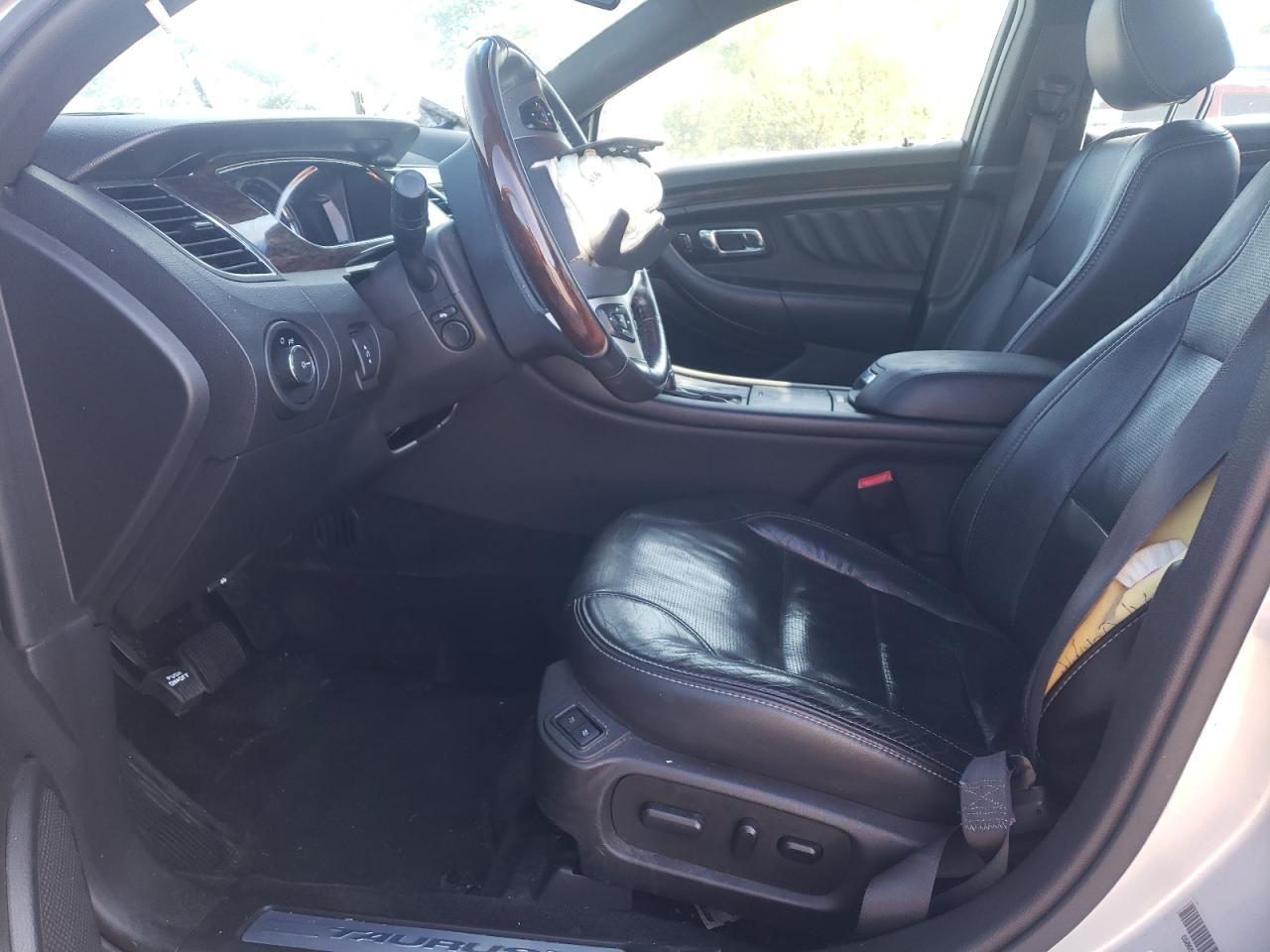 2015 Ford Taurus Limited VIN: 1FAHP2F88FG150032 Lot: 81494845