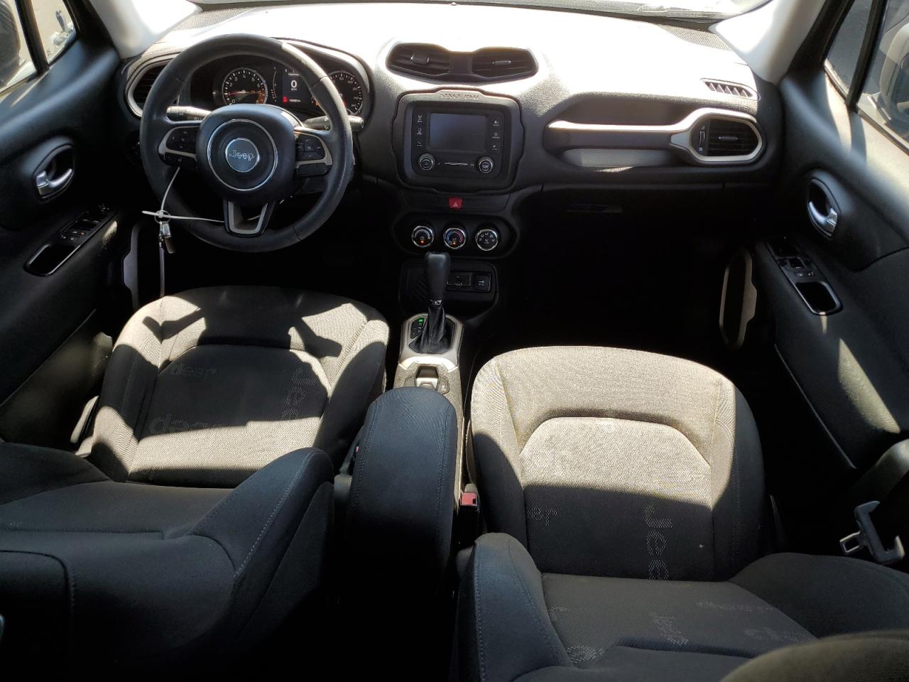 2016 Jeep Renegade Sport VIN: ZACCJAAT5GPE43984 Lot: 80622885