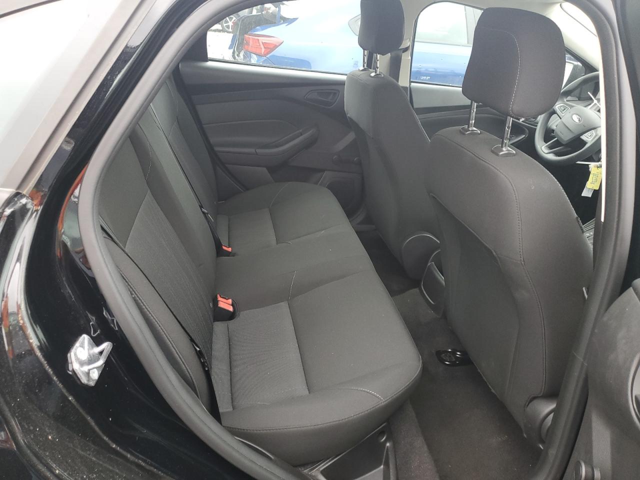 2018 Ford Focus S VIN: 1FADP3E22JL298307 Lot: 81083605