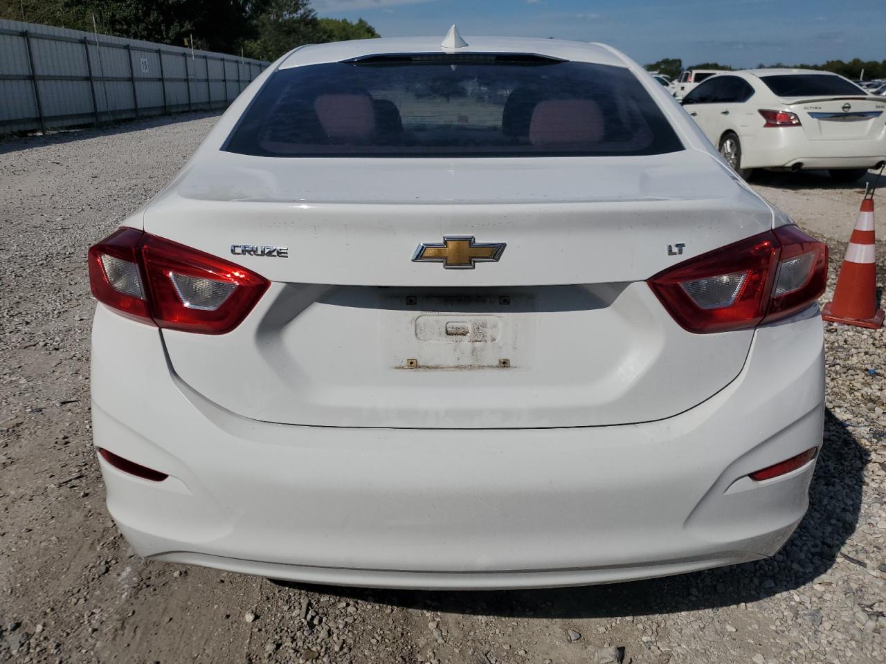 2017 Chevrolet Cruze Lt VIN: 1G1BE5SM5H7281442 Lot: 84456605