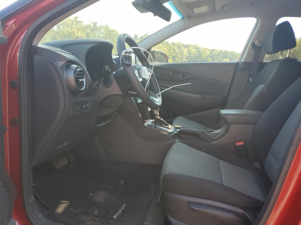 2020 Hyundai Kona Sel VIN: KM8K2CAA2LU402753 Lot: 80621645