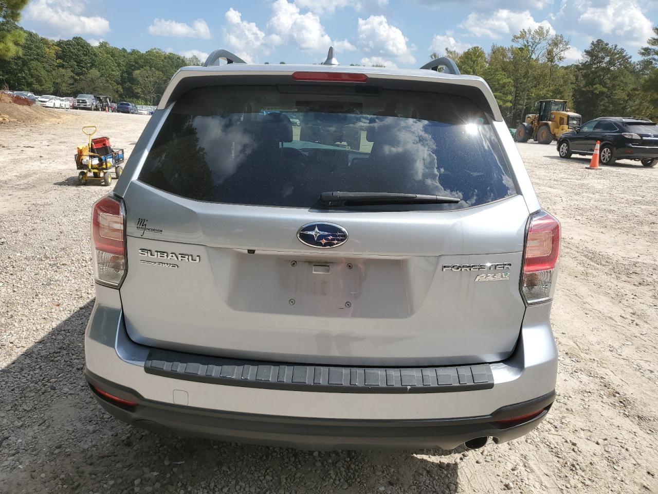 2017 Subaru Forester 2.5I Limited VIN: JF2SJALC7HH584610 Lot: 70400525