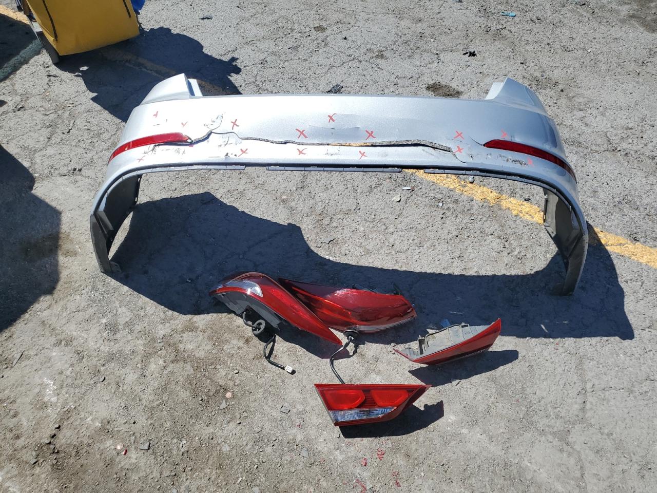 2018 Hyundai Elantra Sel VIN: KMHD84LF2JU572193 Lot: 82140385