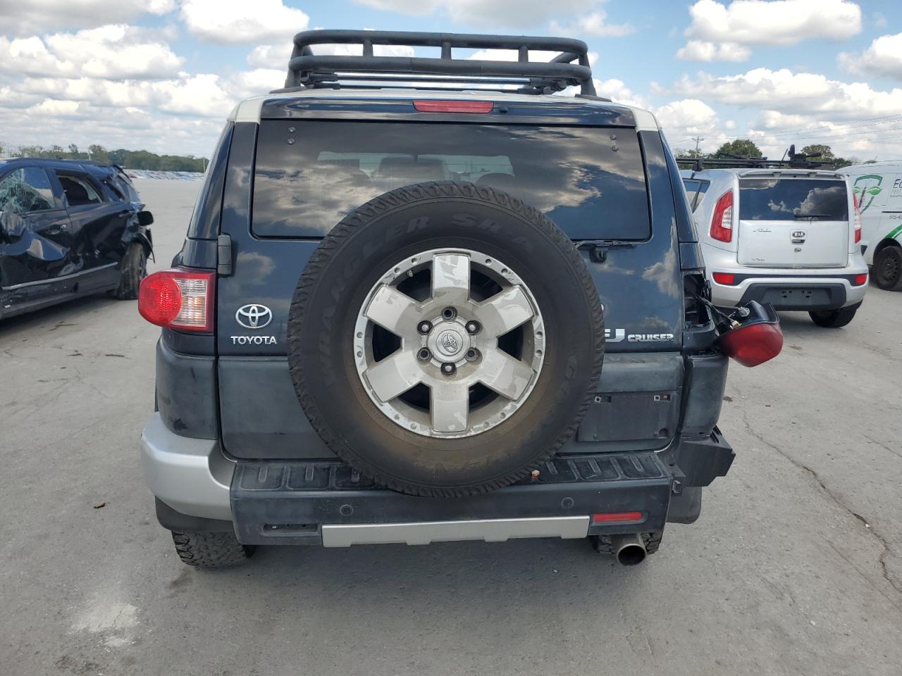 2008 Toyota Fj Cruiser VIN: JTEBU11F78K004452 Lot: 81844125