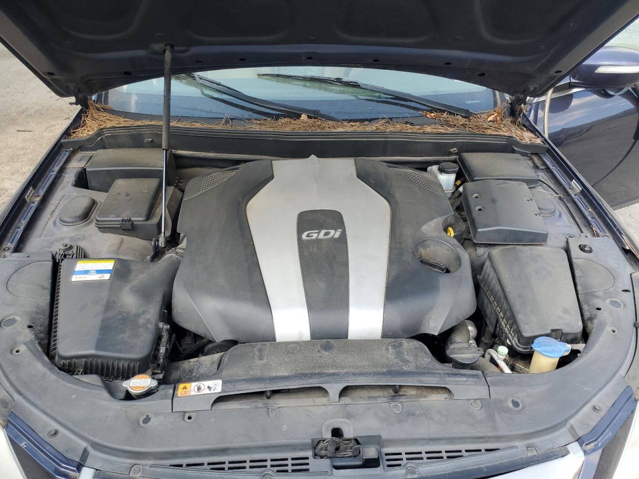 2012 Hyundai Genesis 3.8L VIN: KMHGC4DD3CU174499 Lot: 70591945