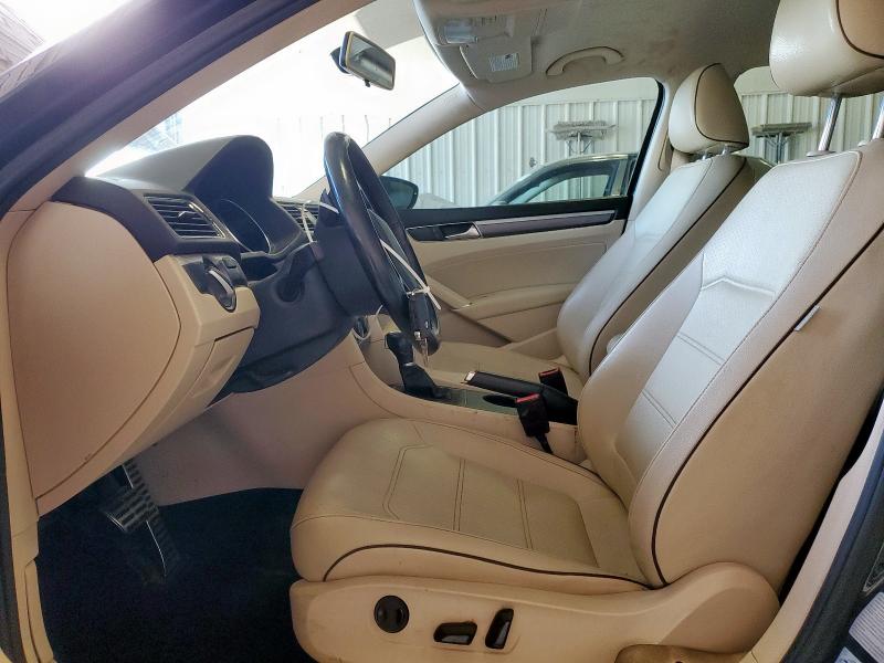  VOLKSWAGEN PASSAT 2017 Черный