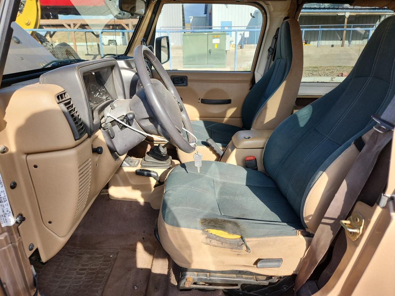 2000 Jeep Wrangler / Tj Sahara VIN: 1J4FA59S1YP722244 Lot: 70888985