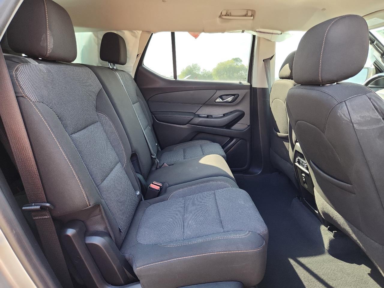 2021 Chevrolet Traverse Ls VIN: 1GNERLKW9MJ196378 Lot: 80686095