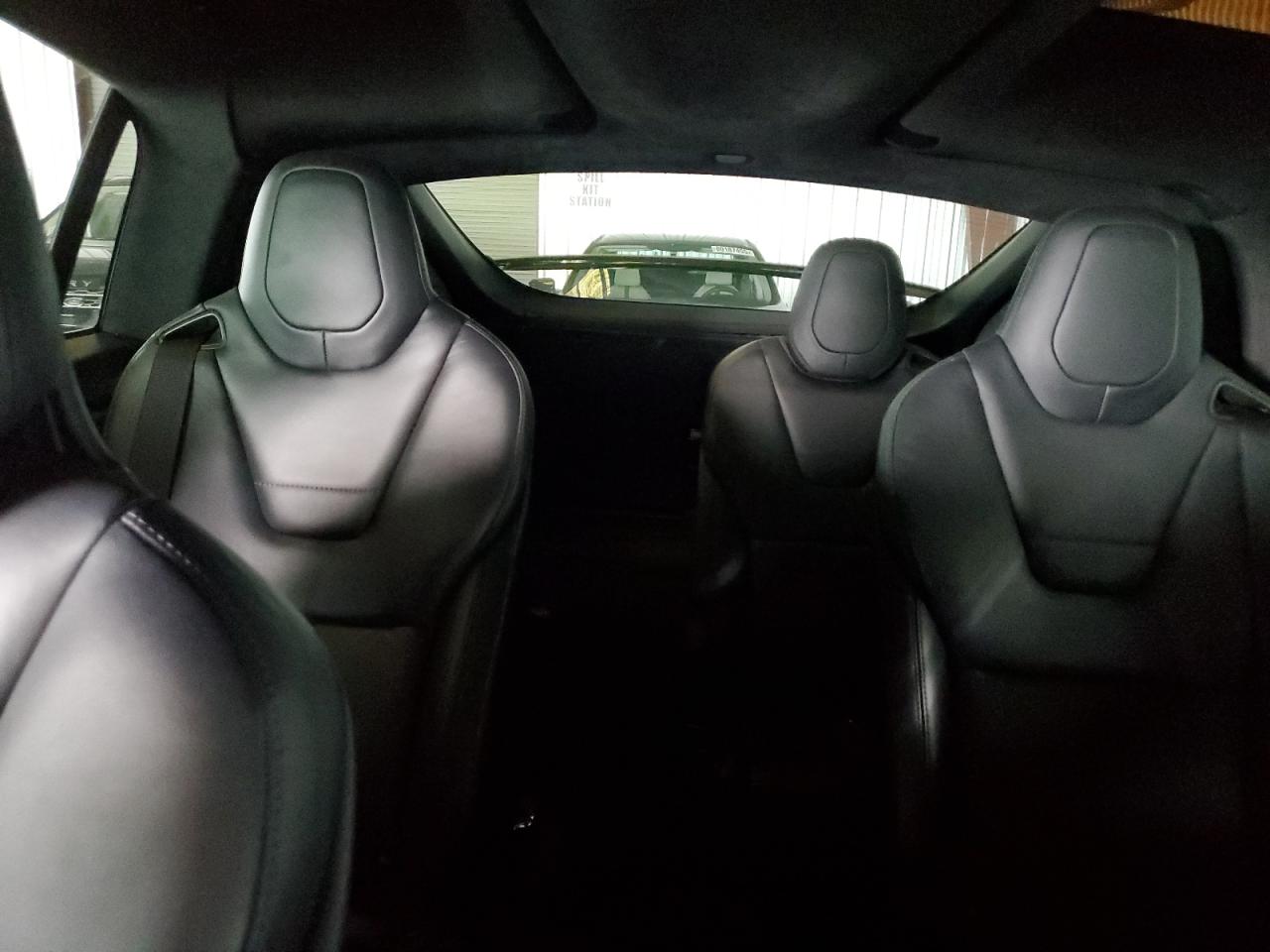 2017 Tesla Model X VIN: 5YJXCBE24HF044611 Lot: 72094995