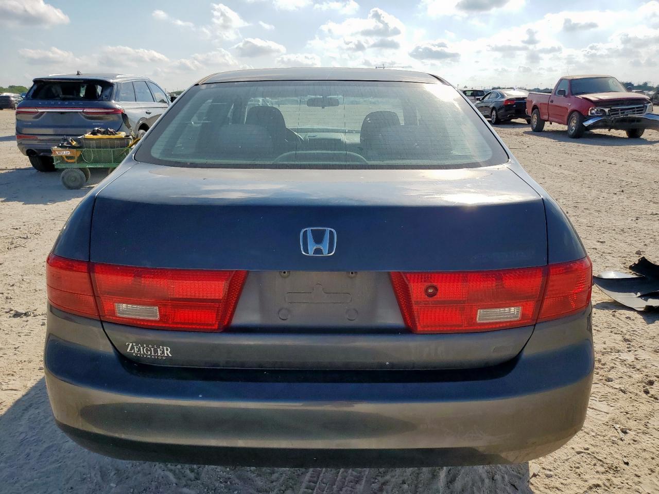 2005 Honda Accord Ex VIN: 1HGCM56745A070347 Lot: 81525745