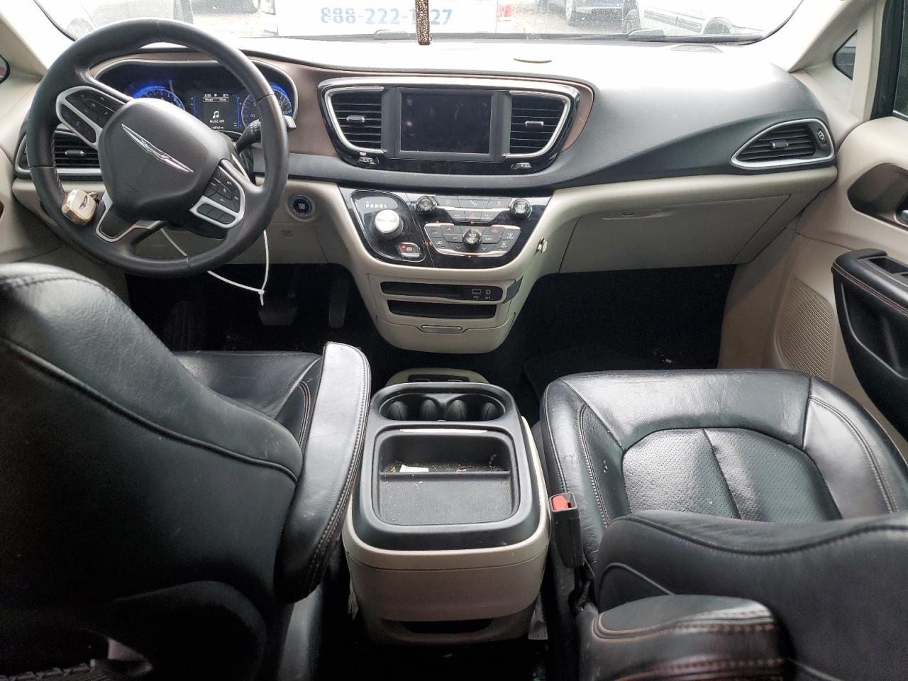 2018 Chrysler Pacifica Touring L VIN: 2C4RC1BG9JR124516 Lot: 71738455