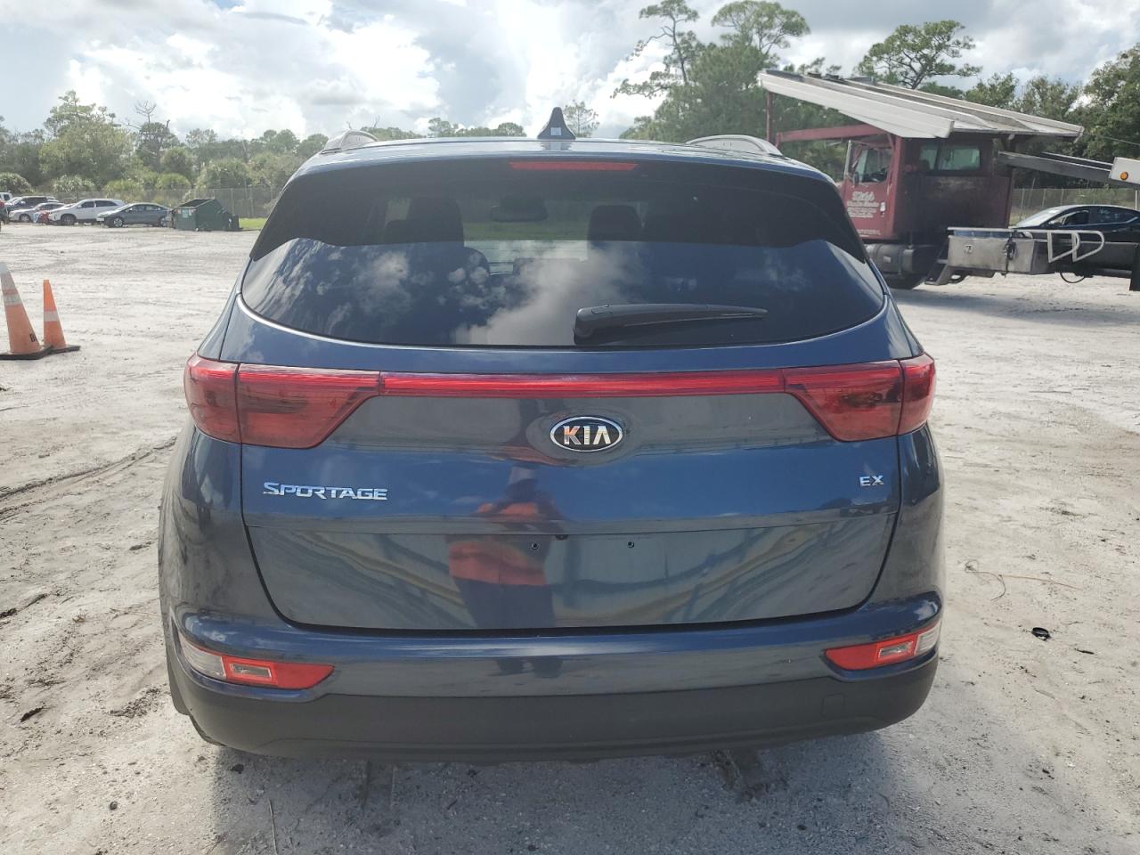 2018 Kia Sportage Ex VIN: KNDPN3AC7J7400608 Lot: 83931275