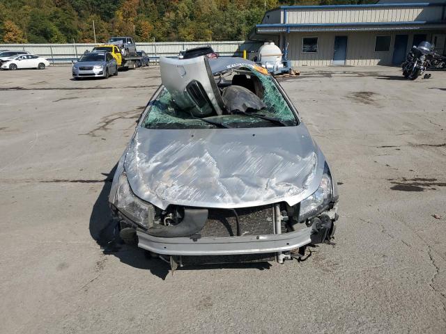  CHEVROLET CRUZE 2015 Srebrny