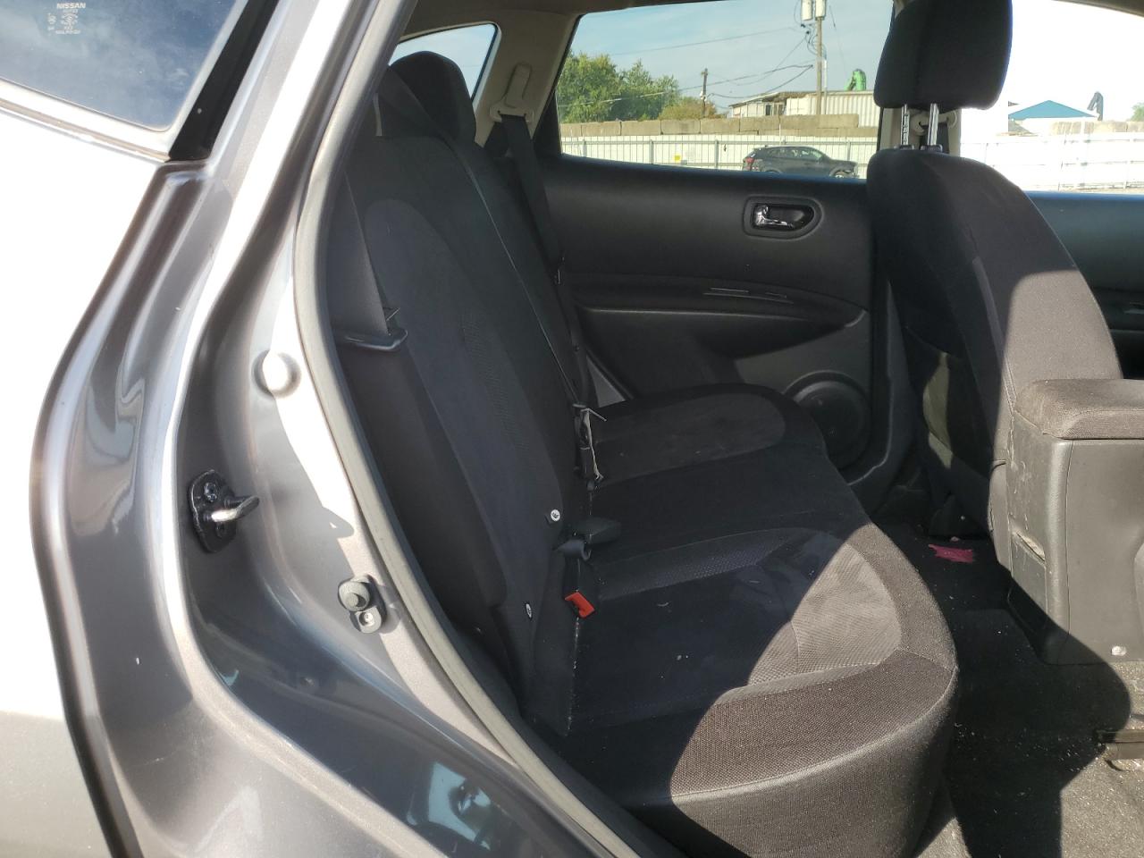 2015 Nissan Rogue Select S VIN: JN8AS5MV6FW756816 Lot: 82000115