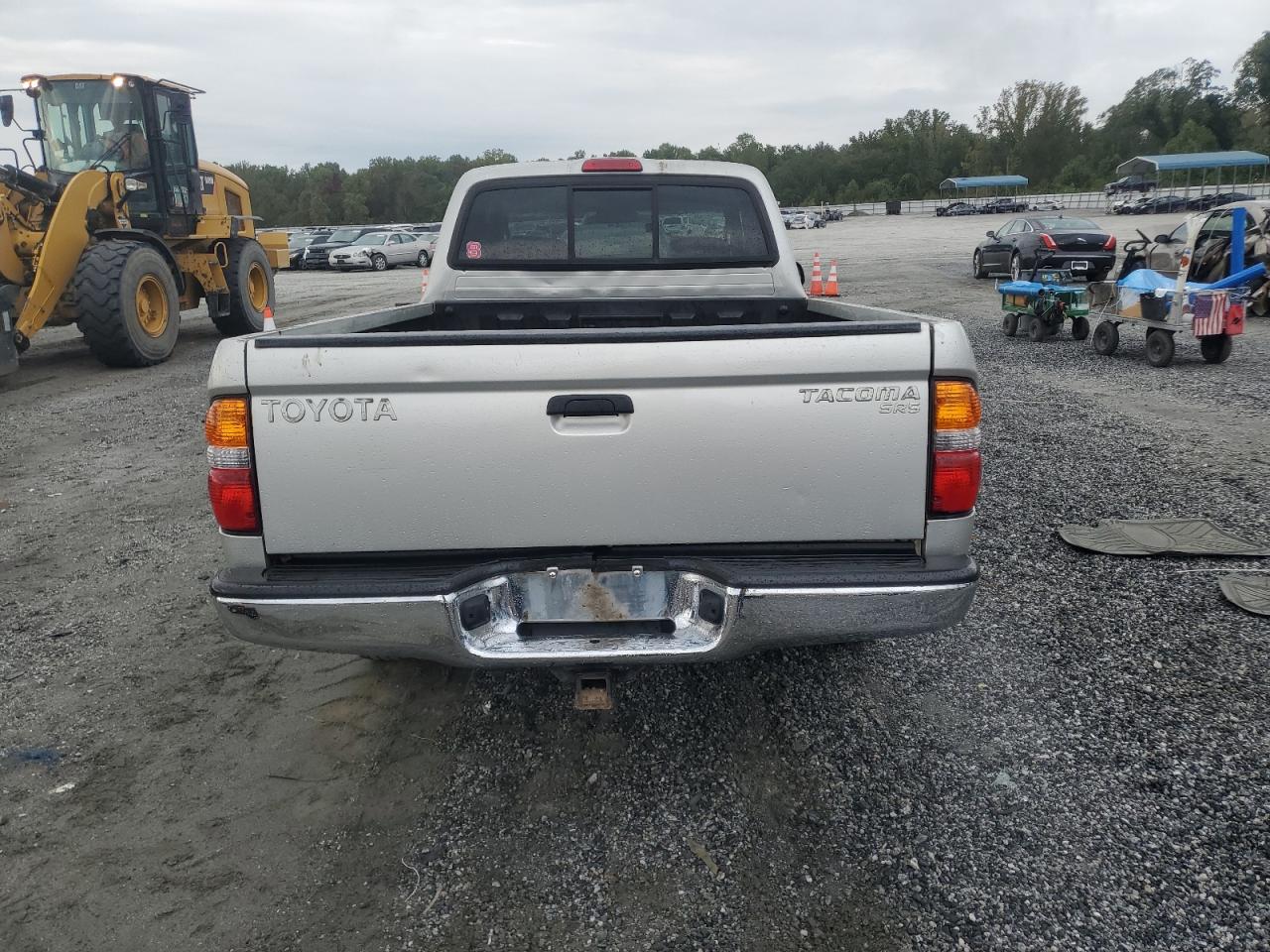 2004 Toyota Tacoma Xtracab VIN: 5TEVL52NX4Z405761 Lot: 81811315