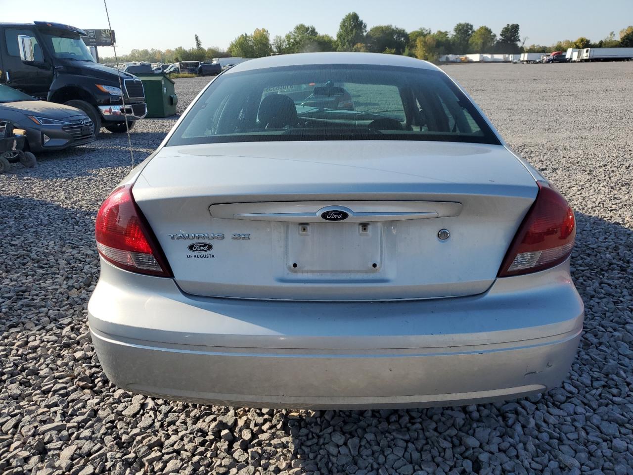 2006 Ford Taurus Se VIN: 1FAFP53U96A244577 Lot: 81005335