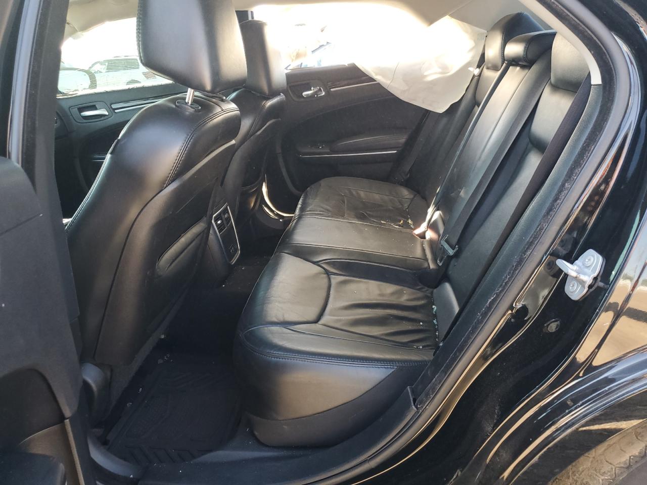 2015 Chrysler 300 VIN: 2C3CCAAG2FH929914 Lot: 80885395