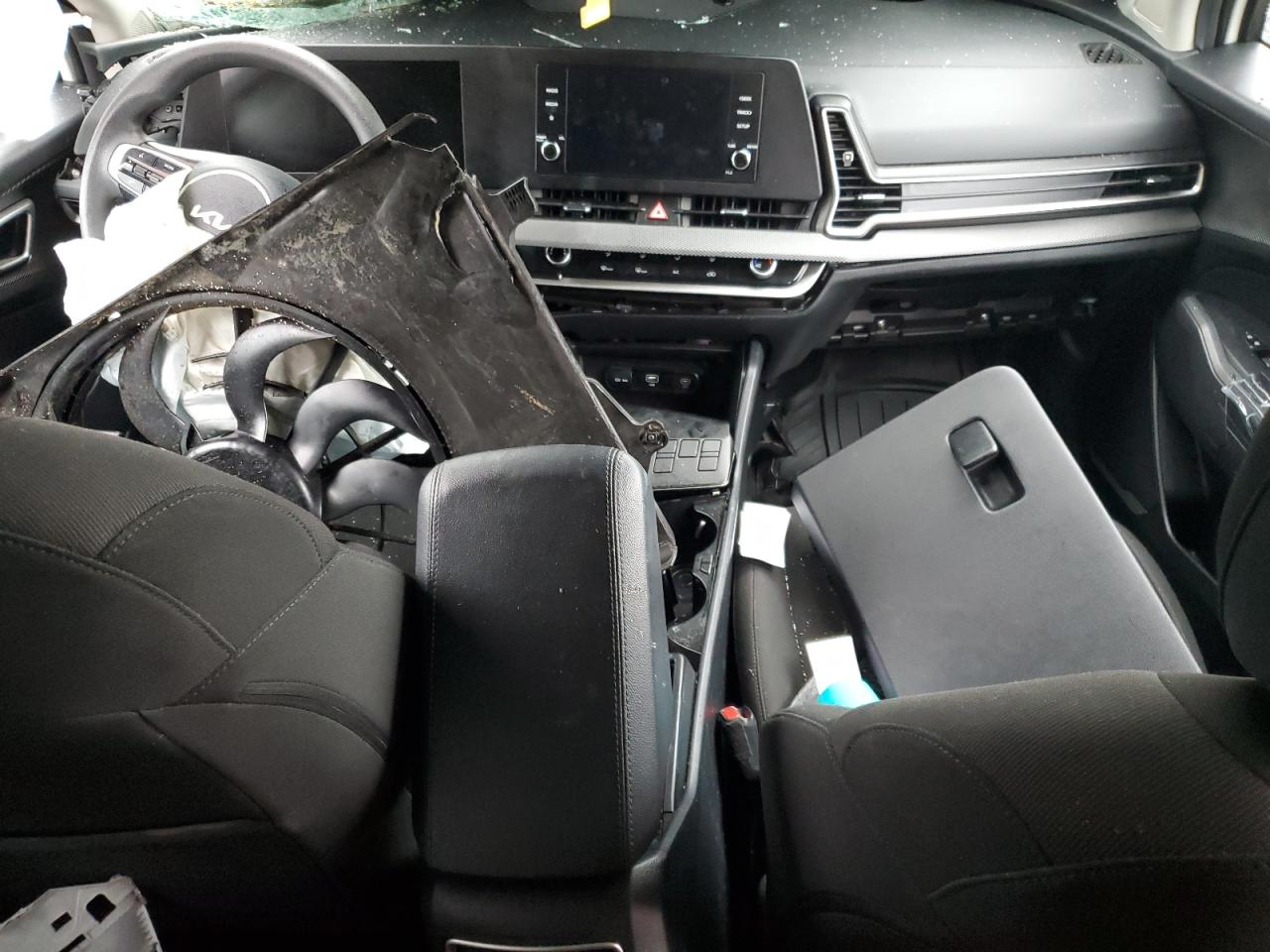 2024 Kia Sportage Lx VIN: KNDPU3DF4R7281940 Lot: 83813295