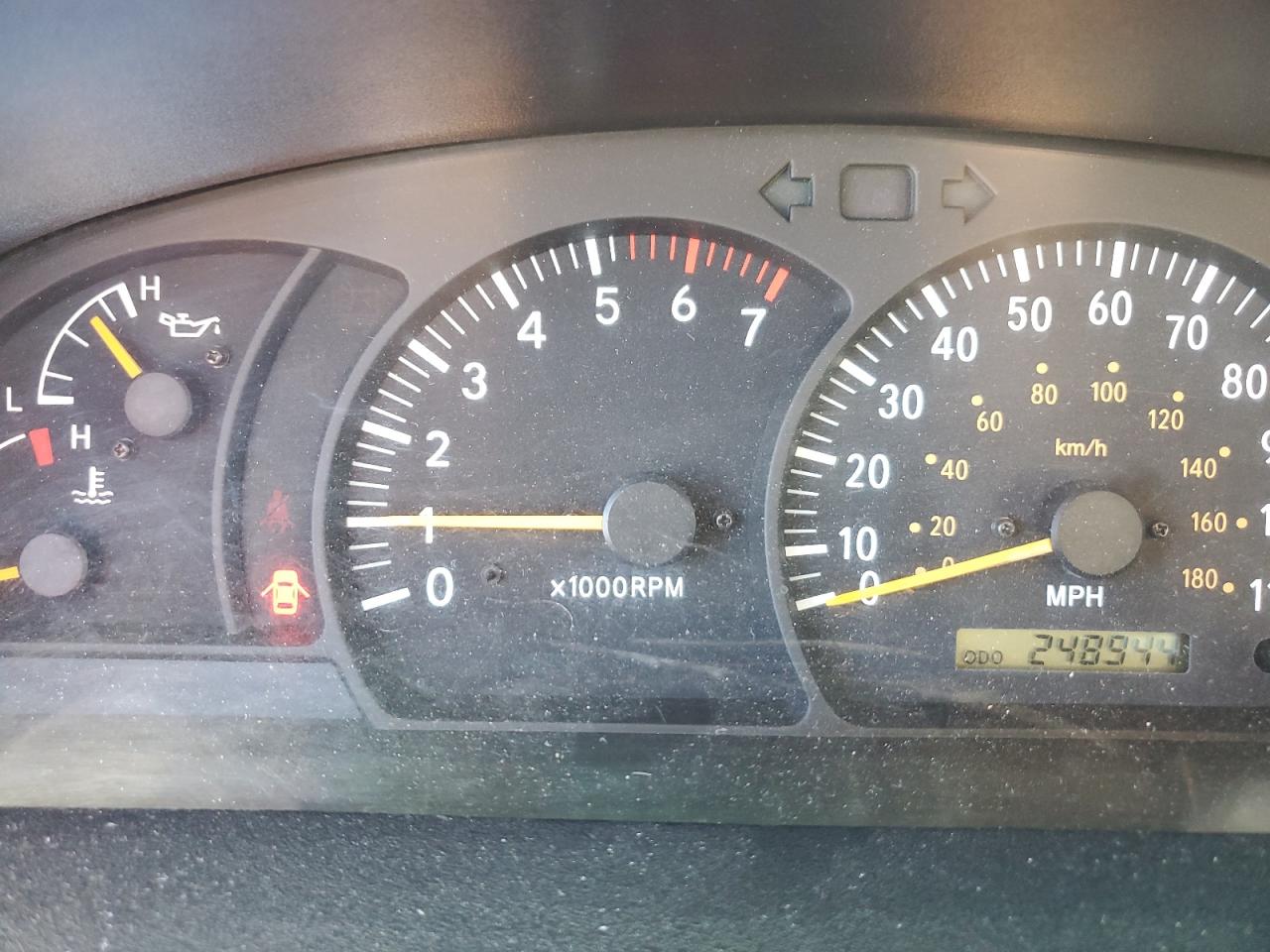 2001 Toyota Tundra Access Cab Limited VIN: 5TBBT48171S151882 Lot: 81711565