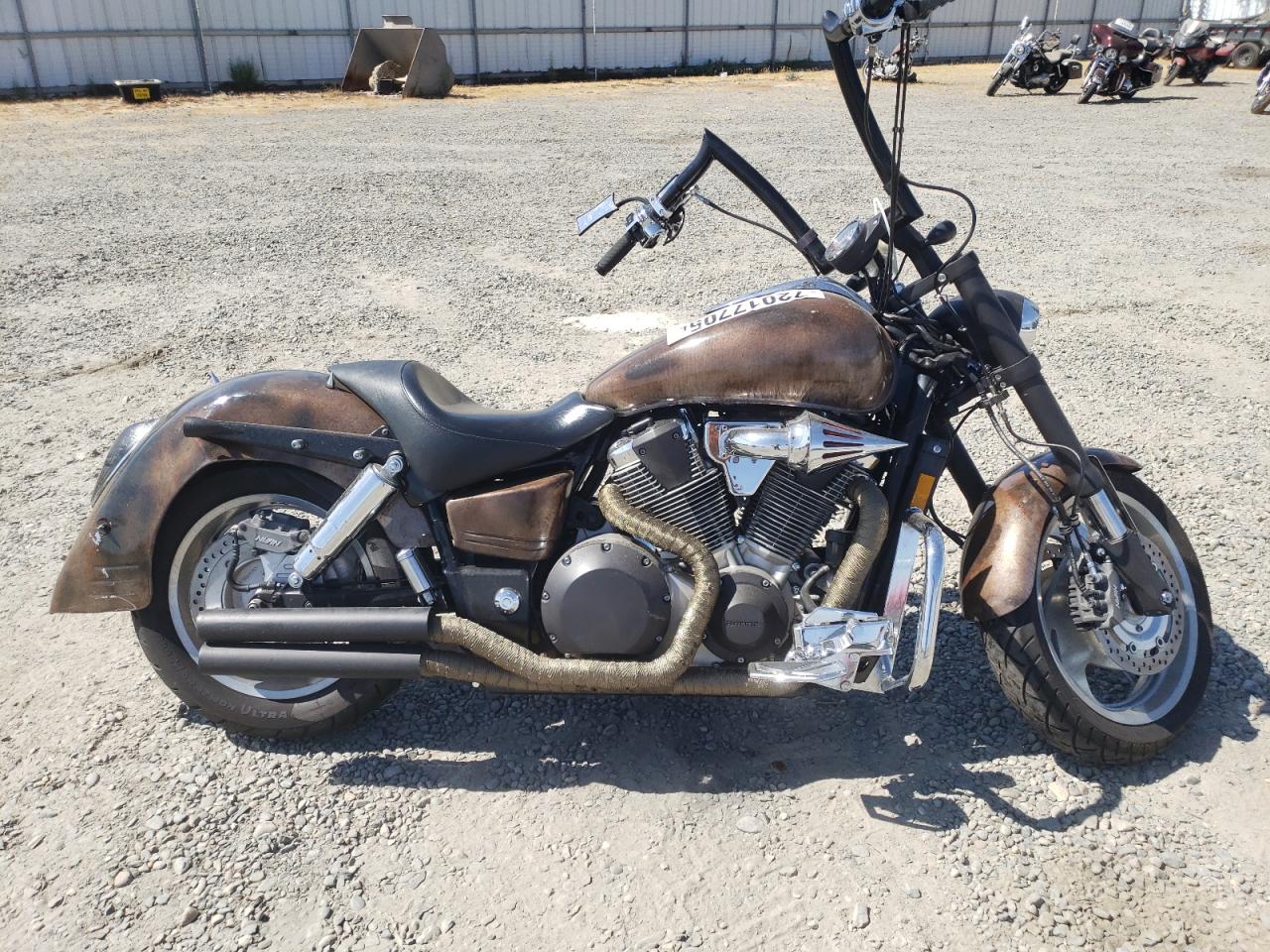 HONDA VTX CYCLE 2002. Lot# 72017705. VIN 1HFSC46062A008136. Photo 1