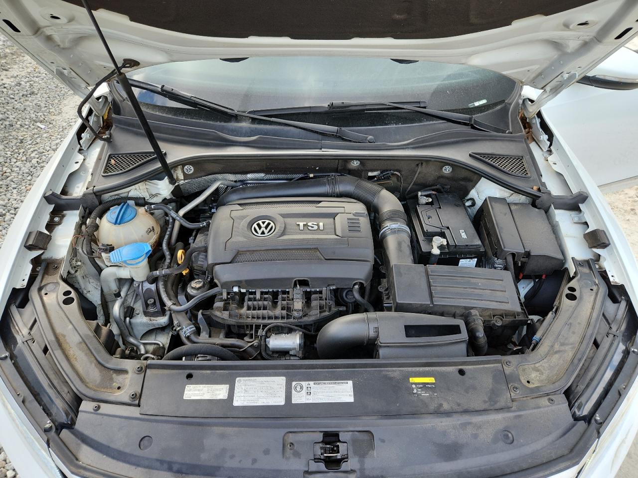 2017 Volkswagen Passat Sel Premium VIN: 1VWCT7A30HC032203 Lot: 81882435