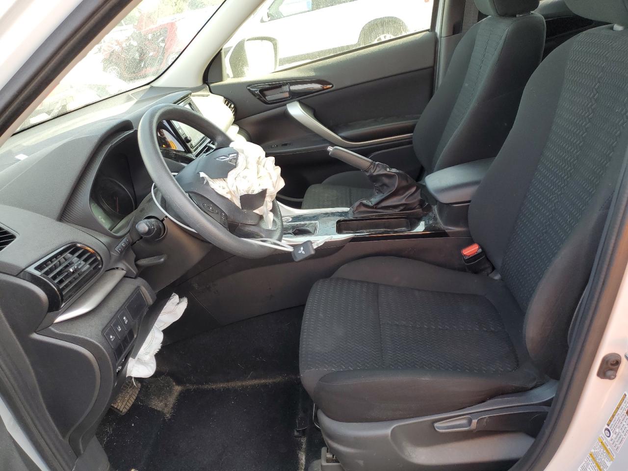 2024 Mitsubishi Eclipse Cross Es VIN: JA4ATUAA8RZ070357 Lot: 81191585