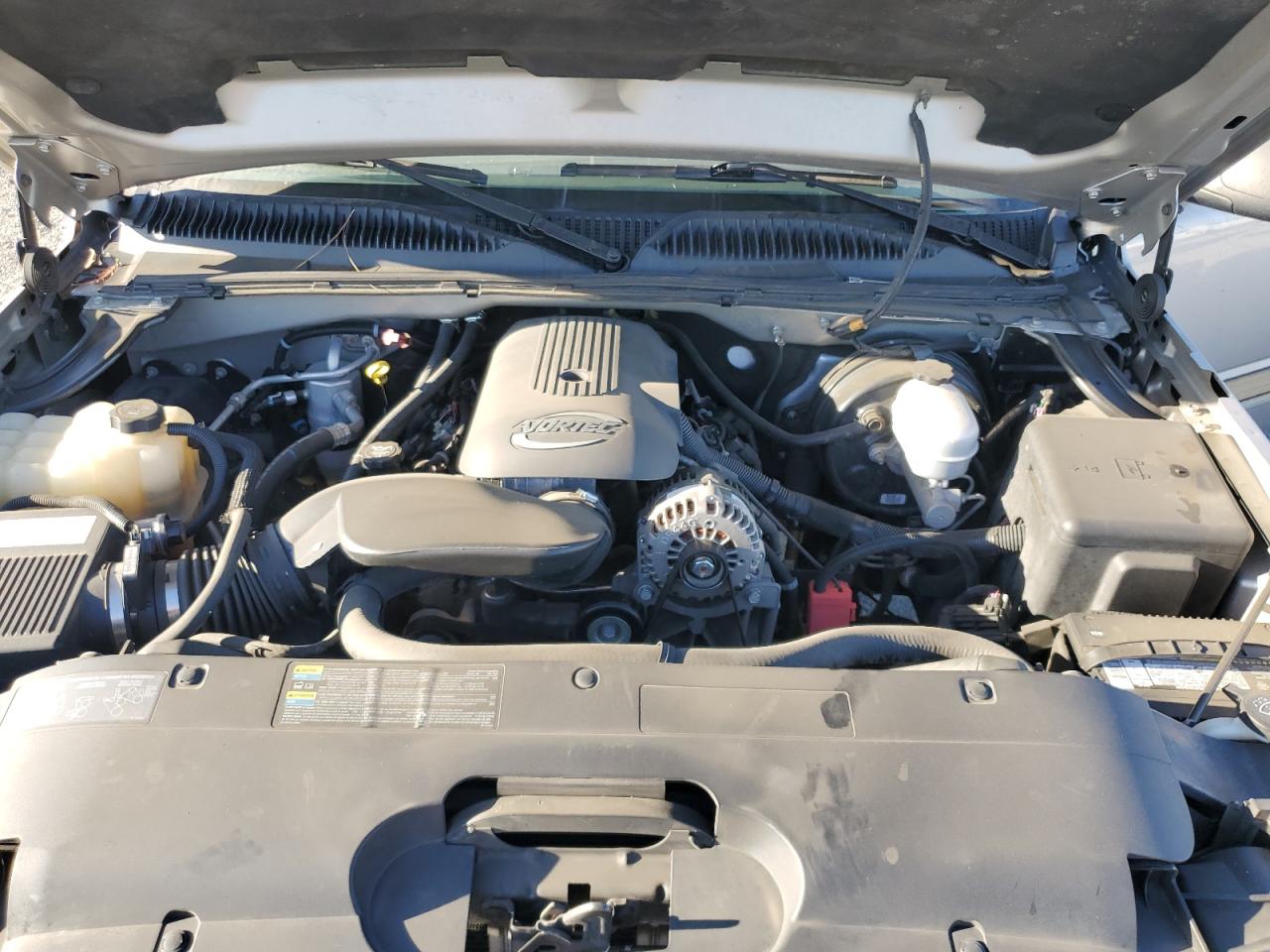 2006 Chevrolet Silverado C1500 VIN: 2GCEC13T261141075 Lot: 80486895