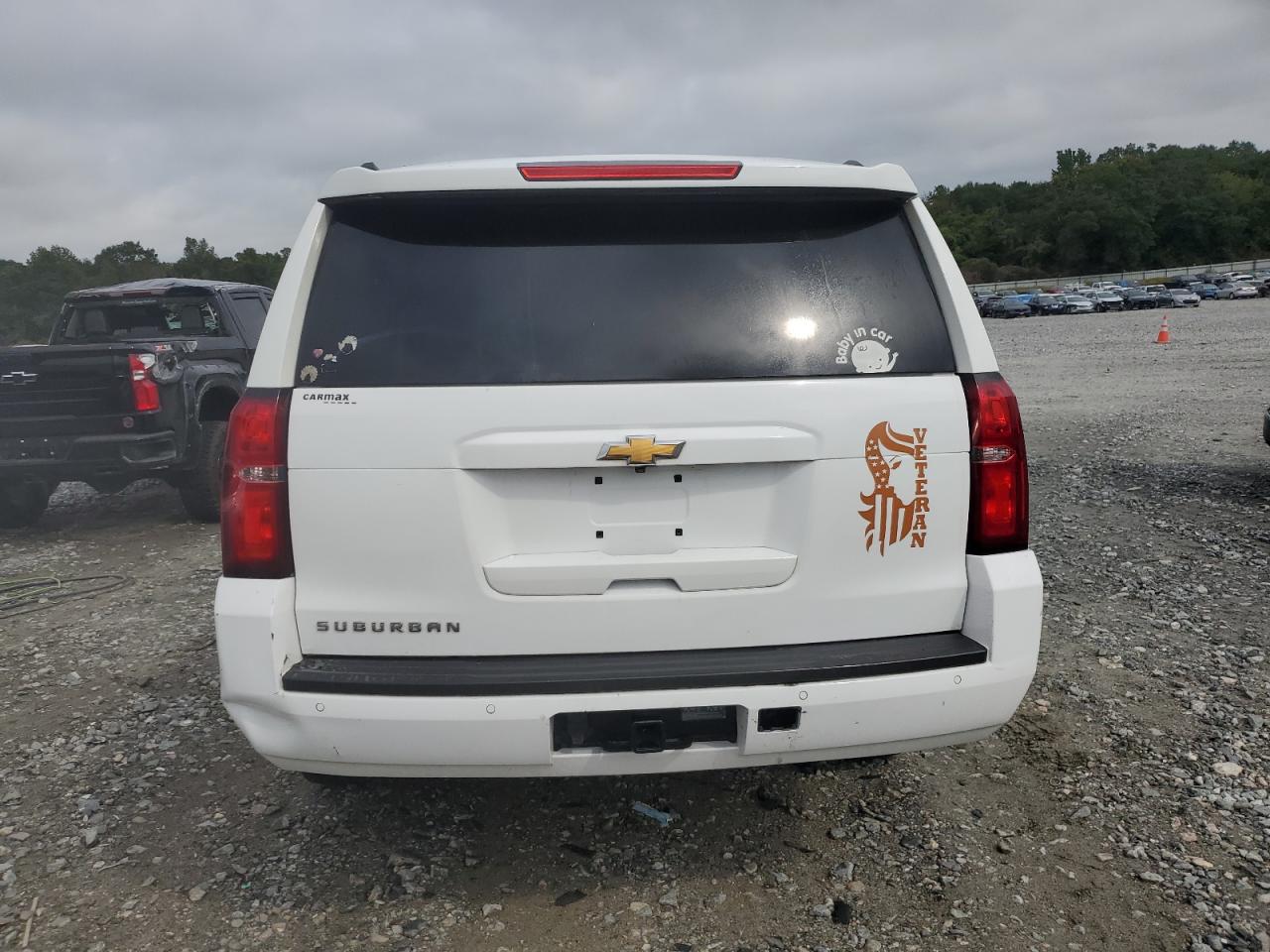 2019 Chevrolet Suburban C1500 Lt VIN: 1GNSCHKC1KR120370 Lot: 81550495