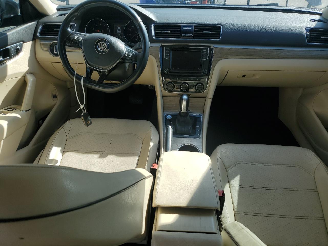 2018 Volkswagen Passat Se VIN: 1VWBA7A36JC032911 Lot: 84434225