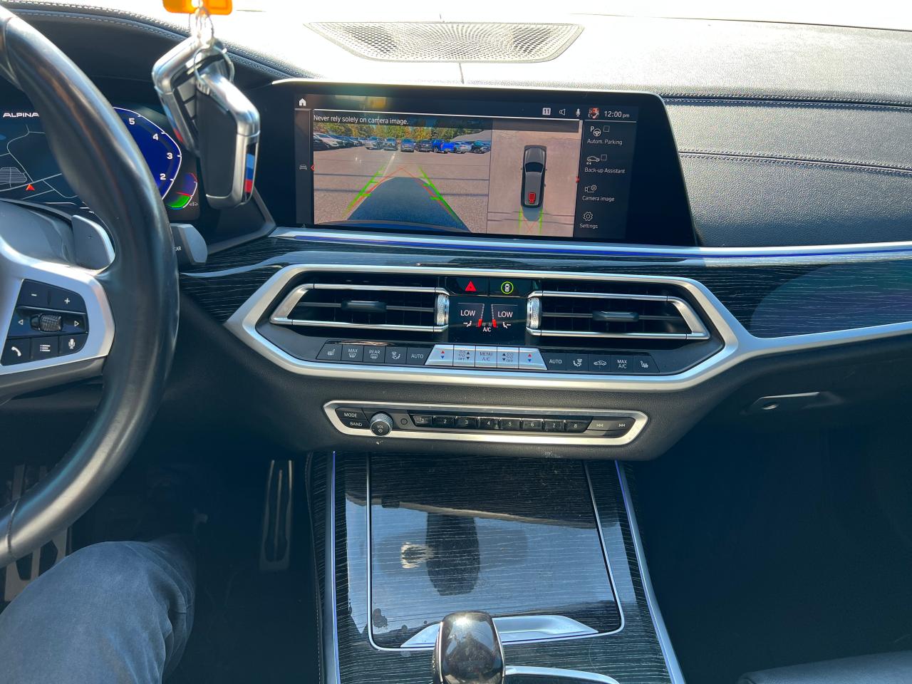 Фото: 5UXCW2C0XN9L30670