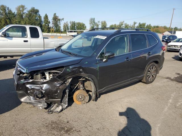  SUBARU FORESTER 2019 Серый
