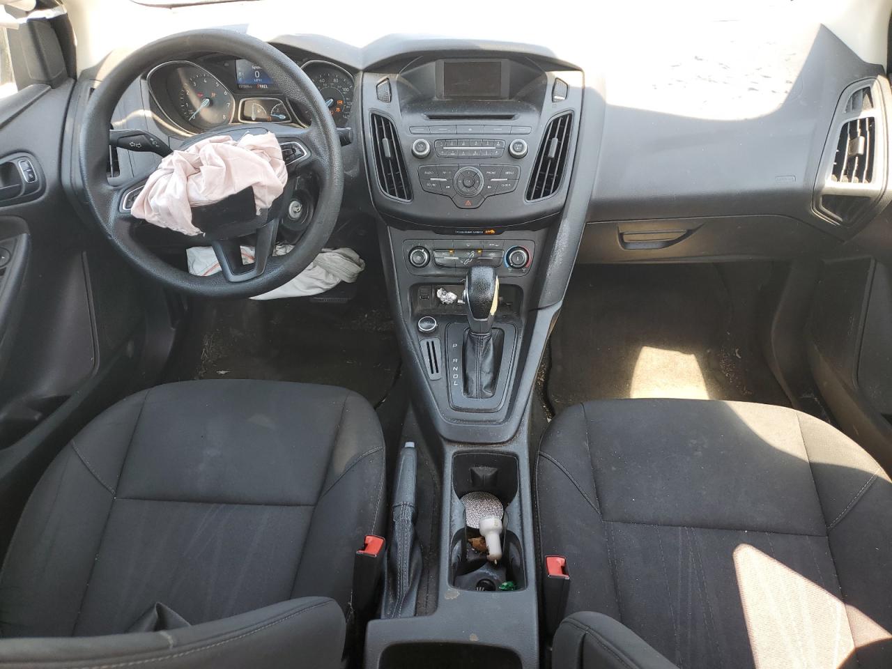 2016 Ford Focus S VIN: 1FADP3E29GL352596 Lot: 80991905