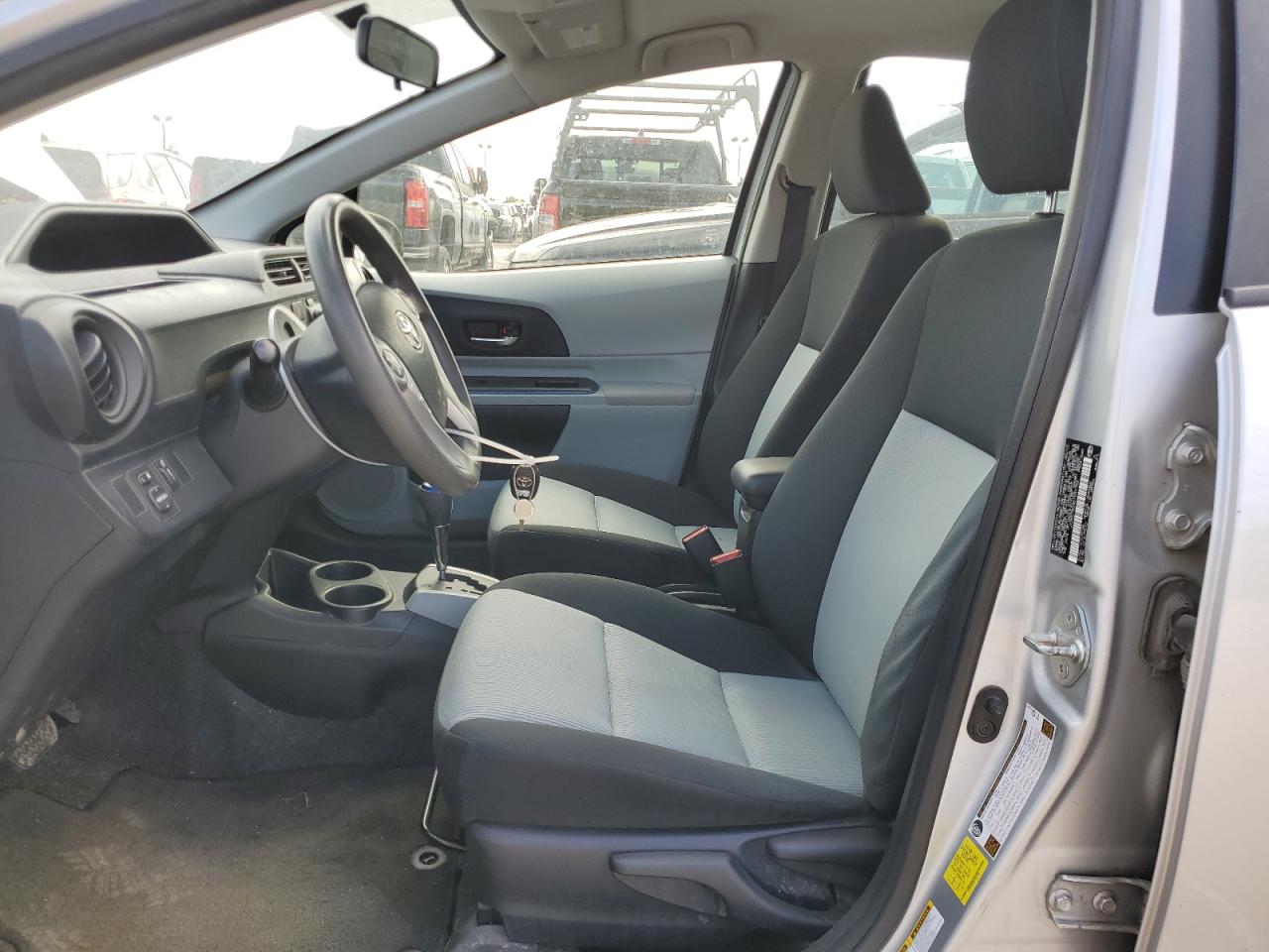 2013 Toyota Prius C VIN: JTDKDTB34D1537752 Lot: 71218625