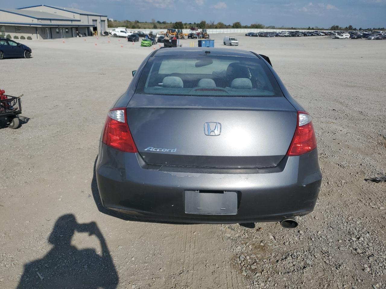 2010 Honda Accord Lx VIN: 1HGCS1B33AA014993 Lot: 80796845