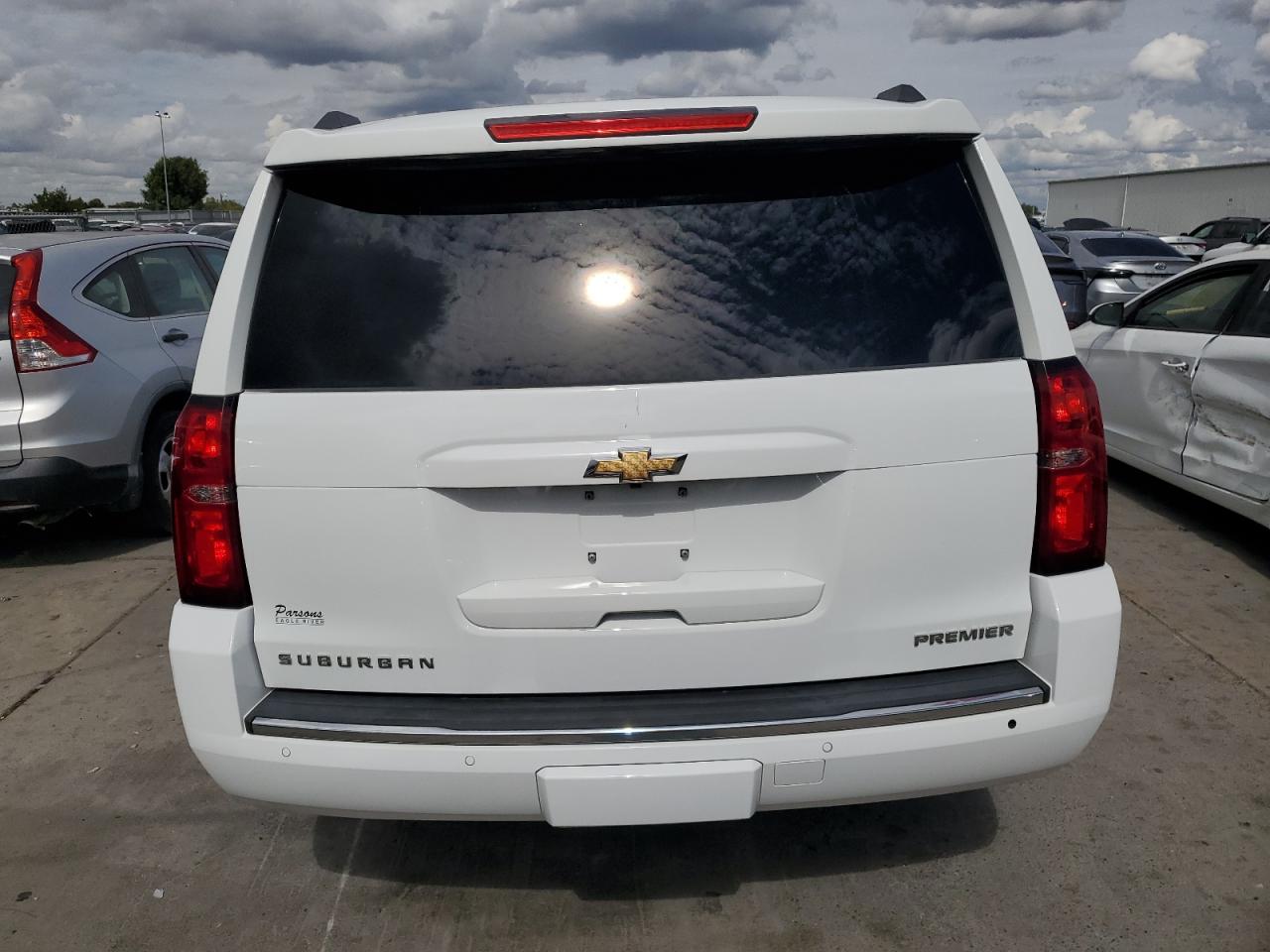 2019 Chevrolet Suburban K1500 Premier VIN: 1GNSKJKCXKR149313 Lot: 84795425