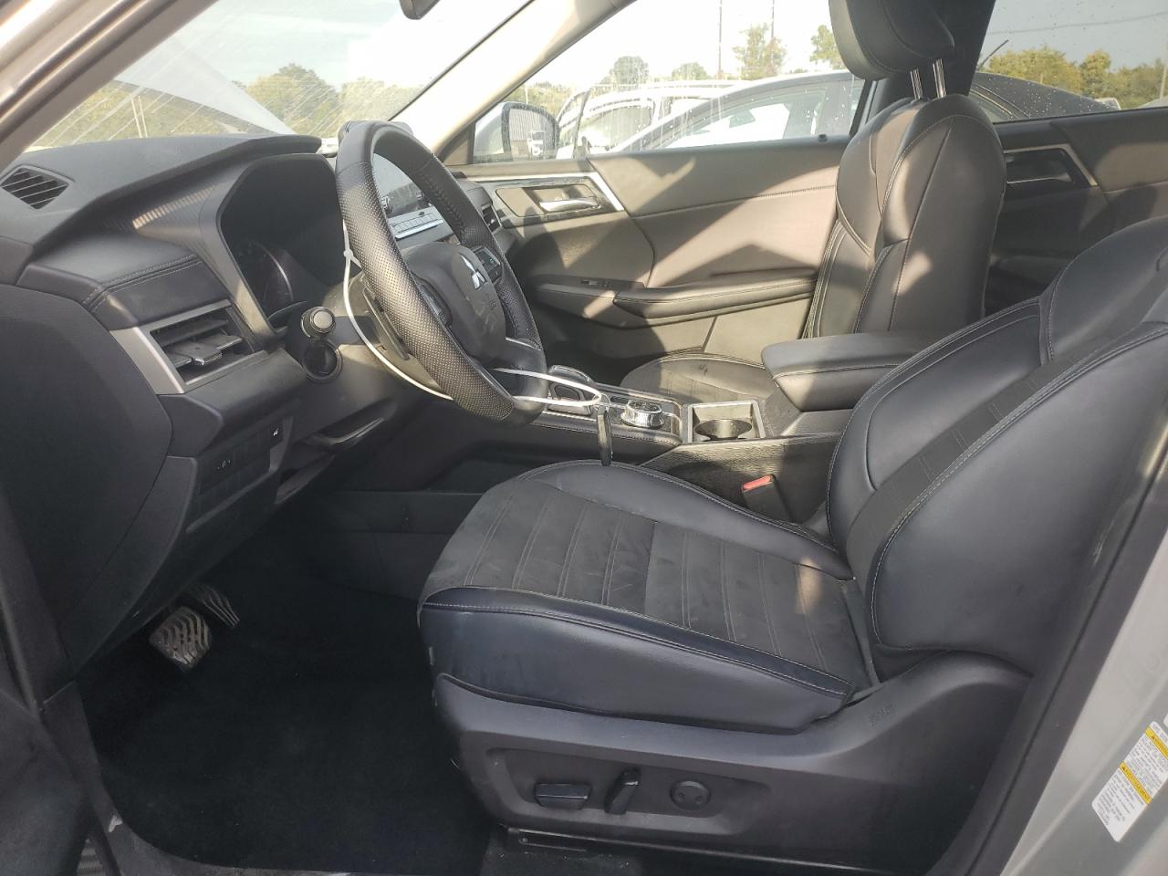 2024 Mitsubishi Outlander Se VIN: JA4J4VA89RZ021653 Lot: 80990125